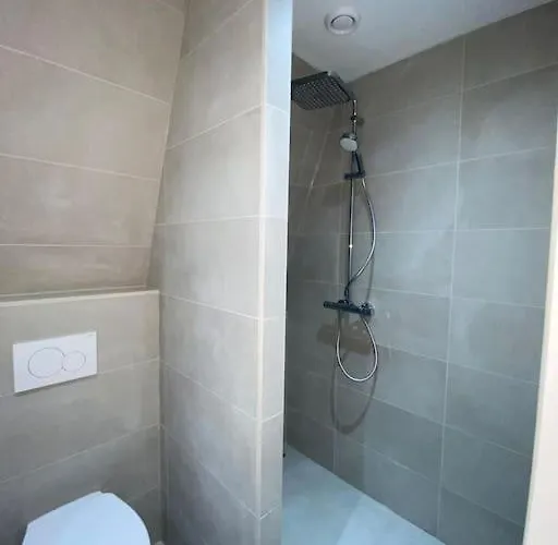 Center Terrace With Iconic View