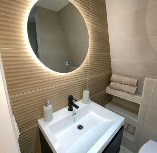 Appartement Center Terrace With Iconic View Gouda