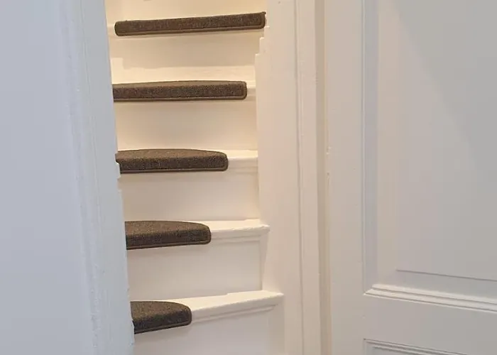 Center Terrace With Iconic View *