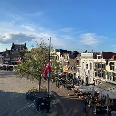 Center Terrace With Iconic View